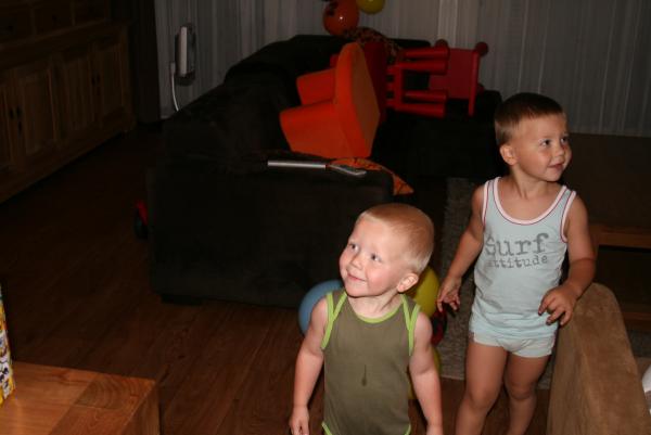 Jesse 2 jaar., geplaatst door mama Lizanne op 2007-08-17