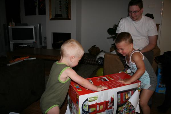 Jesse 2 jaar., geplaatst door mama Lizanne op 2007-08-17