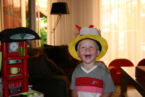 Jesse 2 jaar., geplaatst door mama Lizanne op 2007-08-18