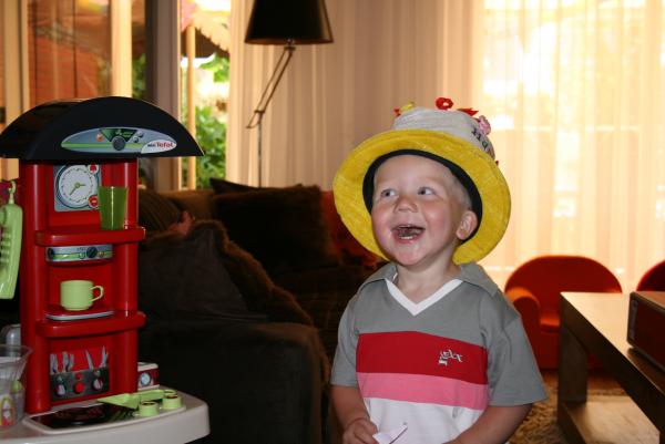 Jesse 2 jaar., geplaatst door mama Lizanne op 2007-08-18