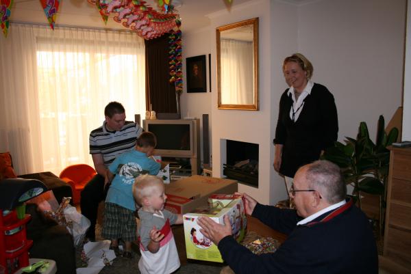 Jesse 2 jaar., geplaatst door mama Lizanne op 2007-08-18