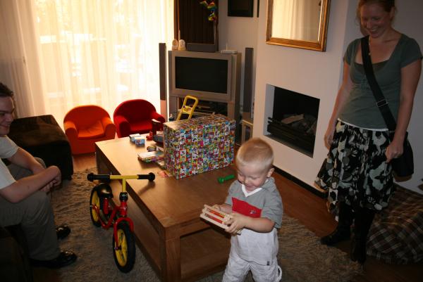 Jesse 2 jaar., geplaatst door mama Lizanne op 2007-08-18