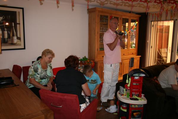 Jesse 2 jaar., geplaatst door mama Lizanne op 2007-08-18