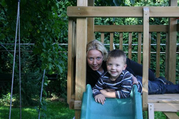 Tante Monique en Merijn., geplaatst door mama Lizanne op 2007-10-16