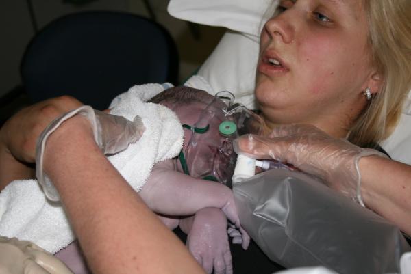 Alana net geboren., geplaatst door mama Lizanne op 2007-11-03