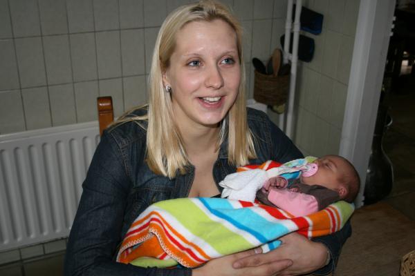 Alana met mama., geplaatst door mama Lizanne op 2007-11-11