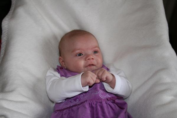 Alana op 1e kerstdag!, geplaatst door mama Lizanne op 2007-12-26