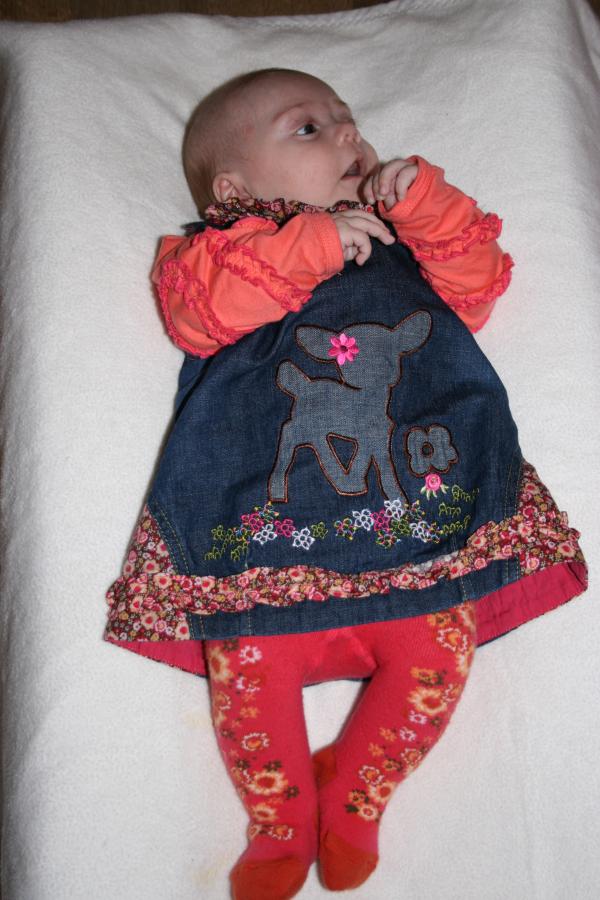 Alana 2 maanden., geplaatst door mama Lizanne op 2008-01-02