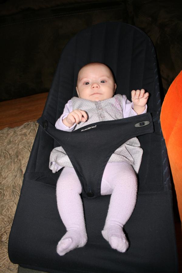 Alana in de wipstoel., geplaatst door mama Lizanne op 2008-01-07