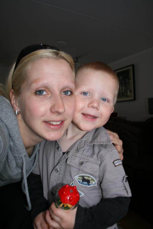 Jesse en mama, geplaatst door mama Lizanne op 2008-05-07