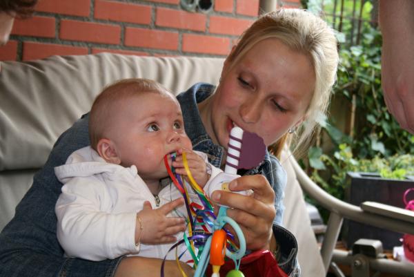 Alana een half jaar!, geplaatst door mama Lizanne op 2008-05-08