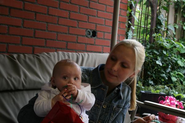 Alana een half jaar!, geplaatst door mama Lizanne op 2008-05-08