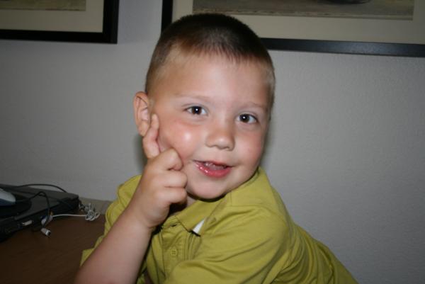 Merijn, geplaatst door mama Lizanne op 2008-05-15