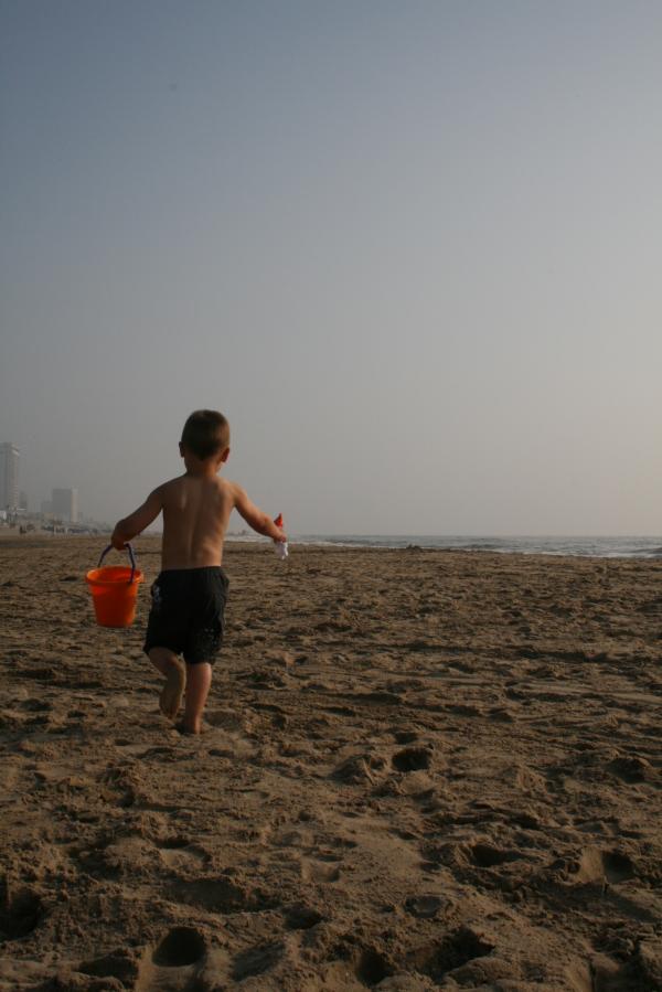 Vakantie Zandvoort!, geplaatst door mama Lizanne op 2008-06-12