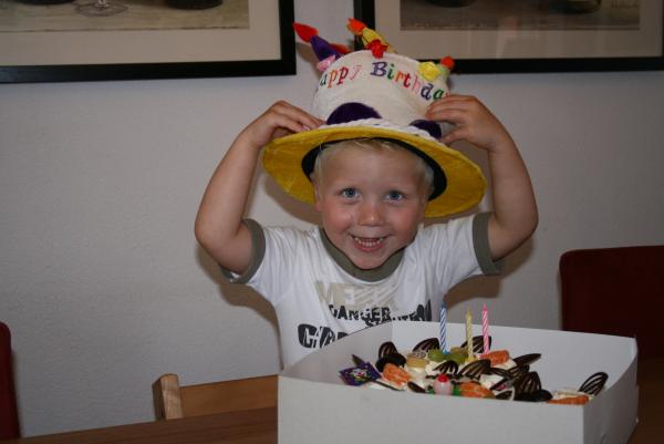 Jesse 3 jaar!, geplaatst door mama Lizanne op 2008-08-26