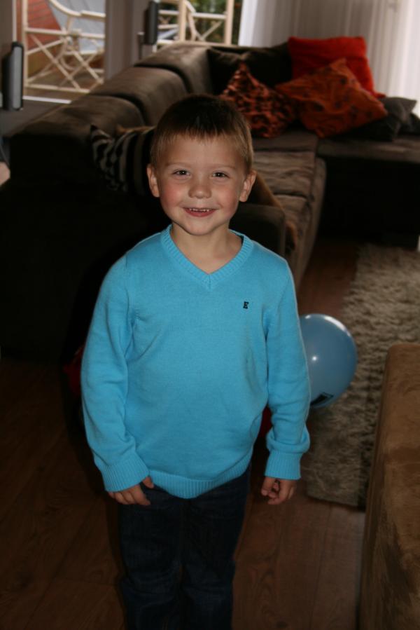 Alana 1 jaar!, geplaatst door mama Lizanne op 2008-11-11