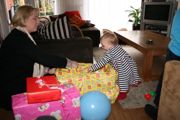 Alana 1 jaar!, geplaatst door mama Lizanne op 2008-11-11