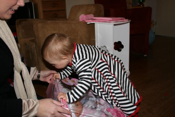 Alana 1 jaar!, geplaatst door mama Lizanne op 2008-11-11