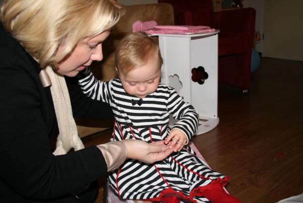 Alana 1 jaar!, geplaatst door mama Lizanne op 2008-11-11