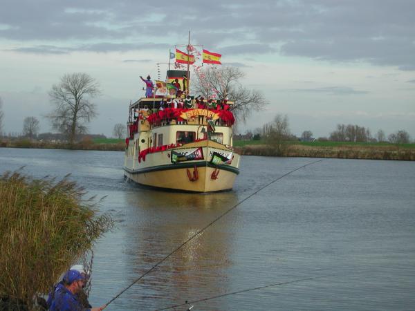 De stoomboot van Sinterklaas., geplaatst door mama Lizanne op 2008-11-16
