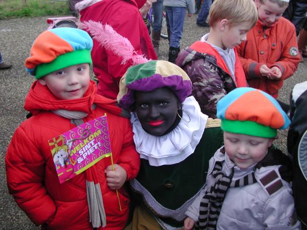 Merijn, Jesse en Alana bij Sinterklaas!, geplaatst door mama Lizanne op 2008-11-16