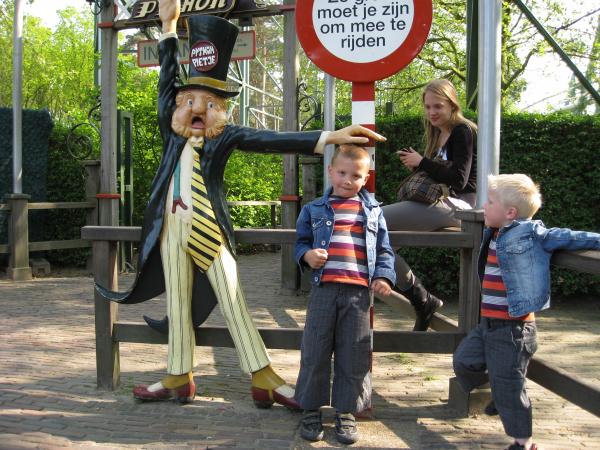 In de efteling!, geplaatst door mama Lizanne op 2009-05-25