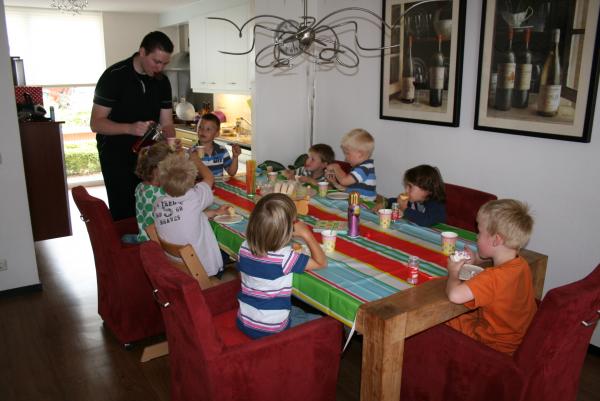 Kinderfeestje Merijn, geplaatst door mama Lizanne op 2009-06-06