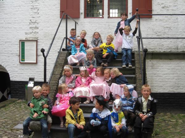 Merijn op kasteel Amersooyen, geplaatst door mama Lizanne op 2009-06-11