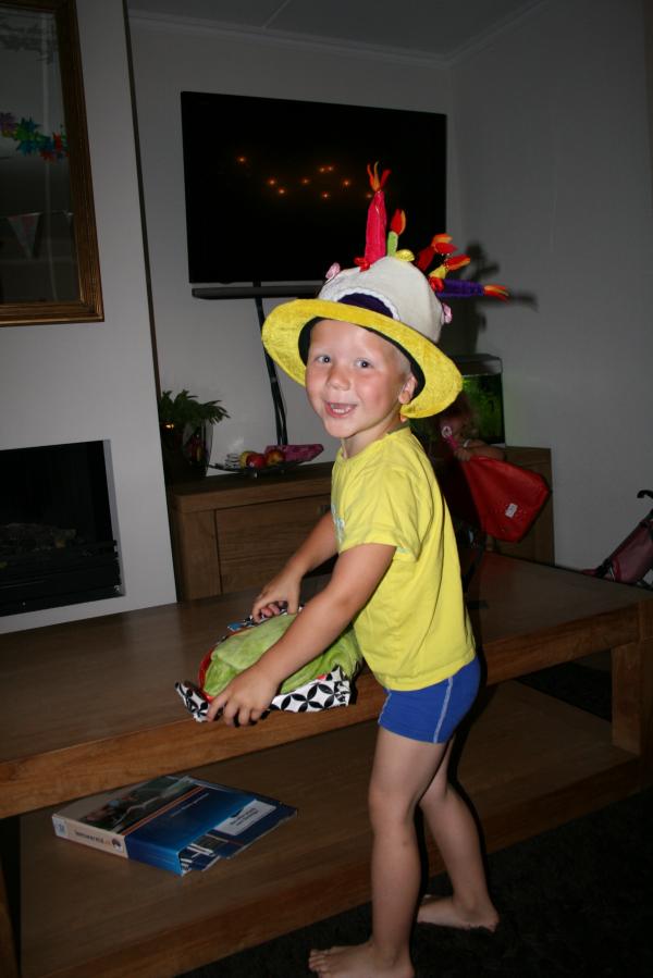 Jesse 4 jaar!, geplaatst door mama Lizanne op 2009-10-19