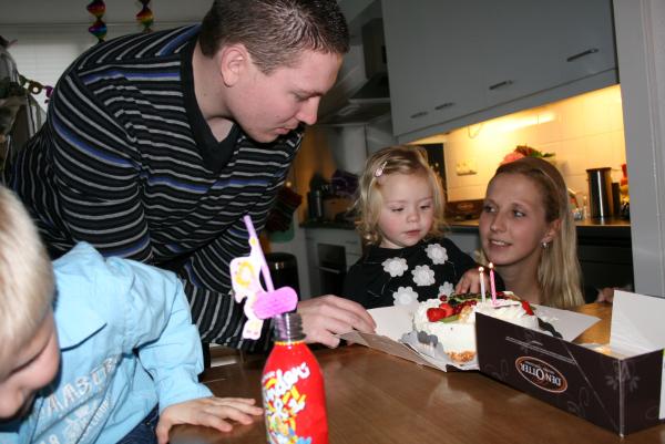 Alana 2 jaar!, geplaatst door mama Lizanne op 2009-11-02