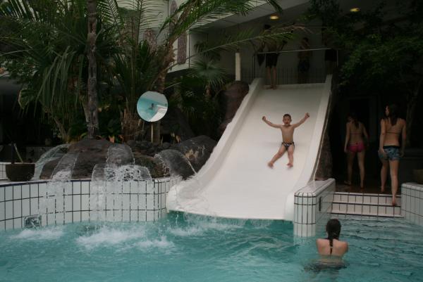 Zandvoort aan Zee 2010, geplaatst door mama Lizanne op 2010-06-02