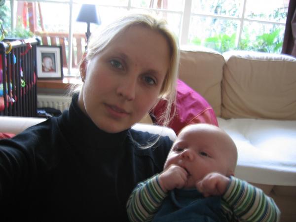 Mama en Jesse, geplaatst door mama Lizanne op 2005-10-13