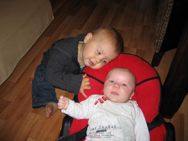 Merijn en Jesse., geplaatst door mama Lizanne op 2005-11-11