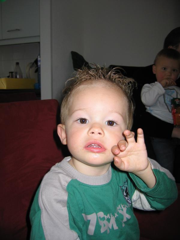 Merijn zijn 2e verjaardag!, geplaatst door mama Lizanne op 2006-05-29