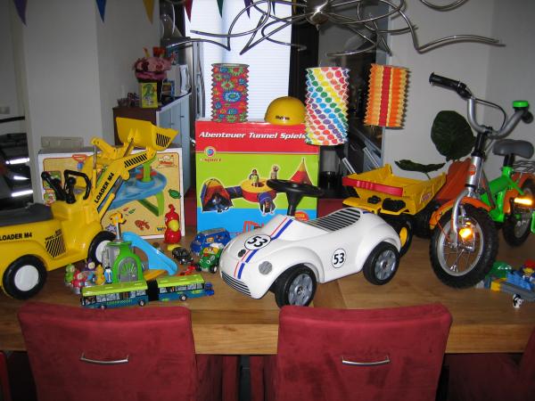 Merijn zijn 2e verjaardag!, geplaatst door mama Lizanne op 2006-05-29