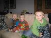 Merijn, Jesse en Thijme samen op de bank., geplaatst door mama Lizanne op 2006-10-17